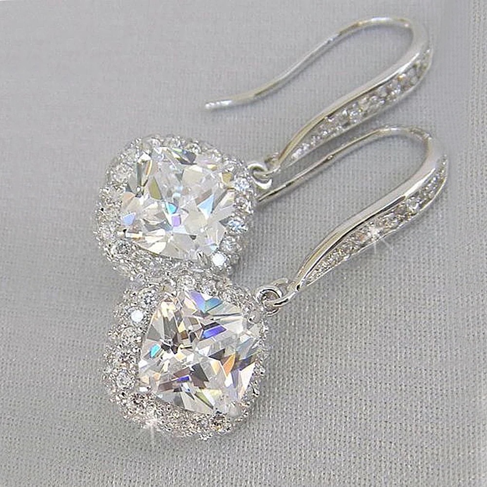 New Women’s 925 Silver Shiny Stud Diamond Earrings - Picture 3 of 4